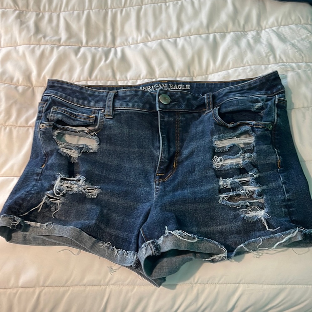 Lightly used American Eagle high rise shortie shorts size 14